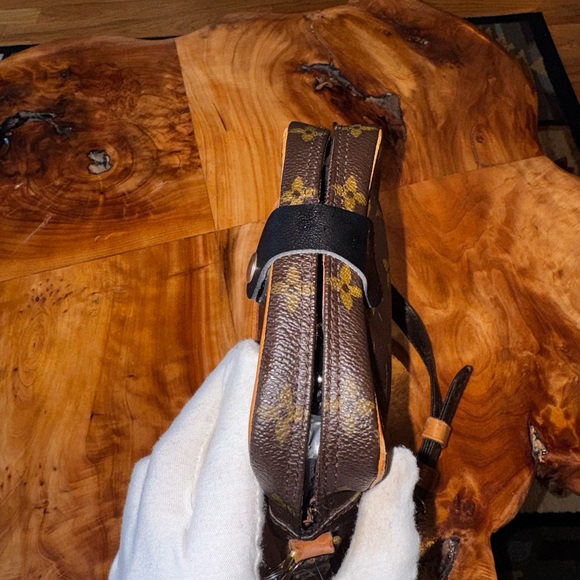 Louis Vuitton Messenger Bag vintage repurposed - Picture 7 of 16